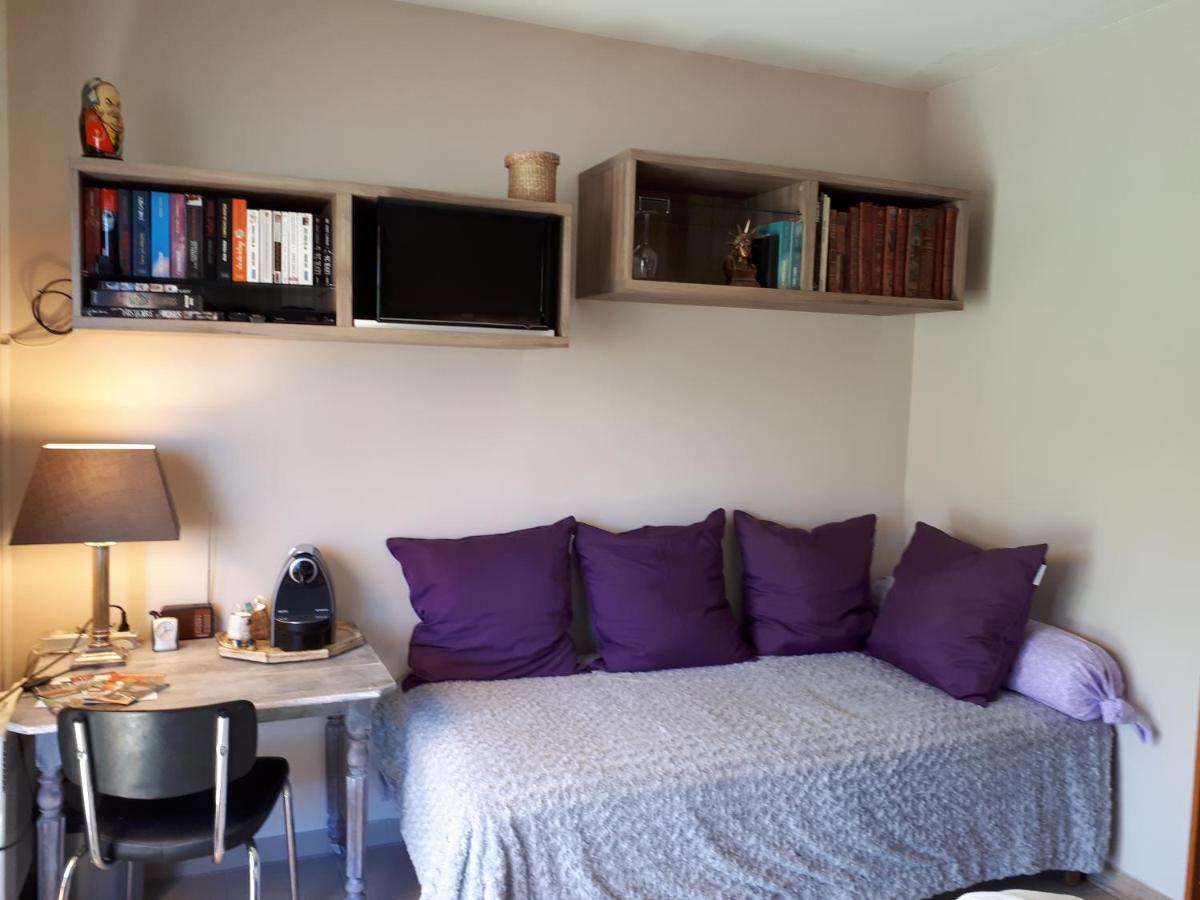 Bed and Breakfast La Chenaie Sainte-Marthe  Экстерьер фото